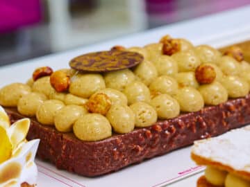 Entremets-praline-noisette-La-Fruitiere-du-Val-Evel